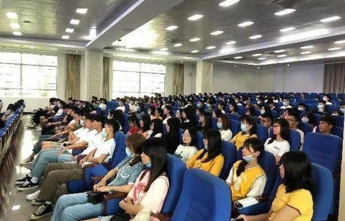 三亚高校电子商务专业