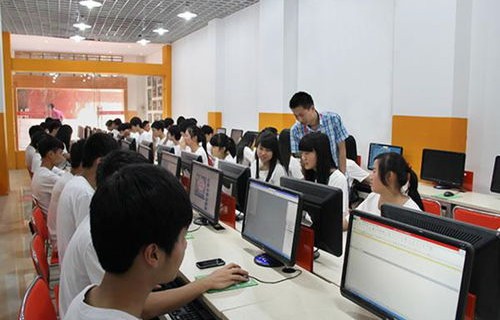 澳门大学生电子商务专业