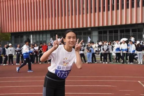 陈妤颉200米夺冠，荣耀时刻的背后故事